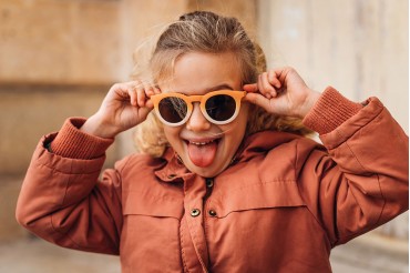 okulary słoneczne dla dzieci Beaba-Okulary-dla-dzieci-4-6-lat-Sunshine-Rainbow-orange